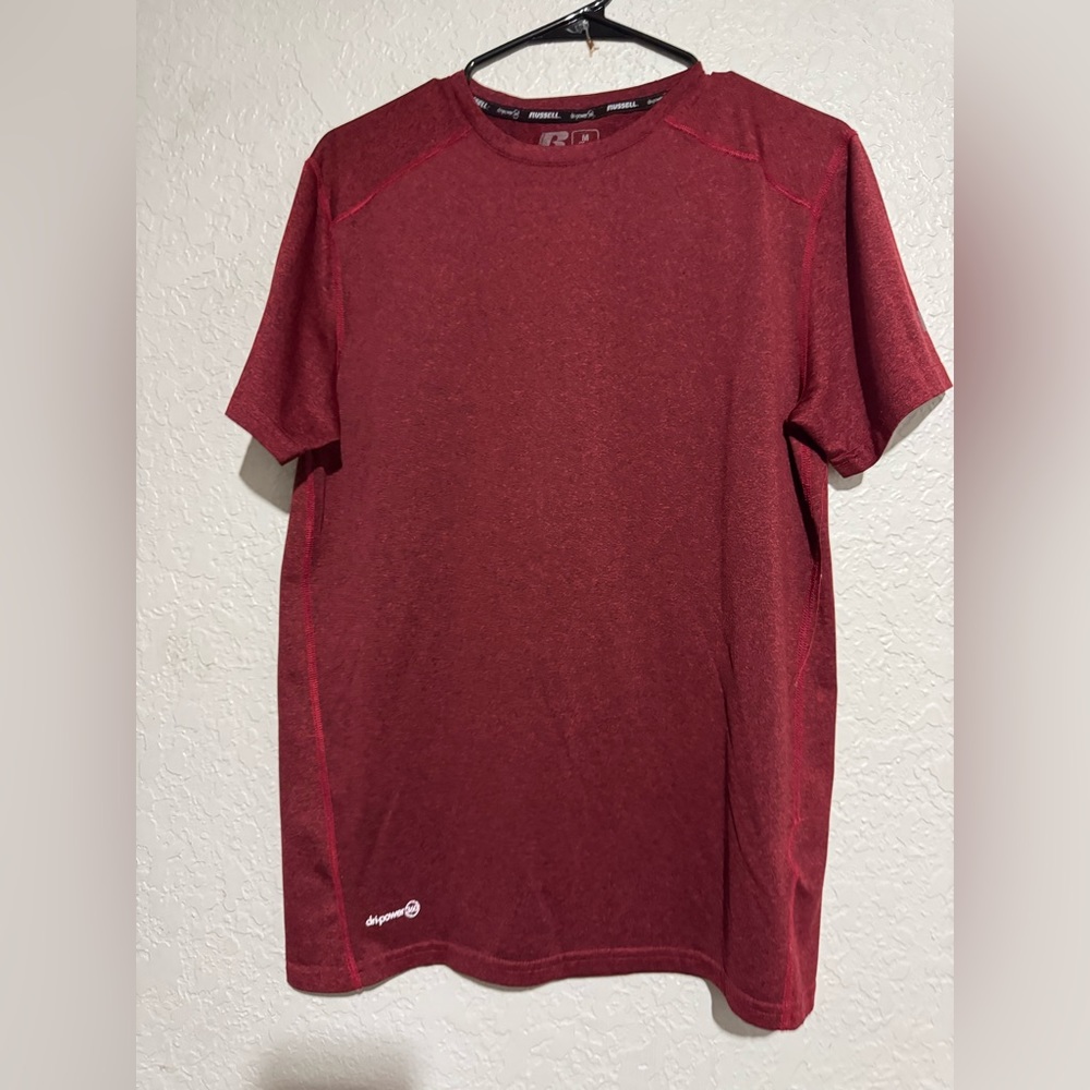 4/$15 bundle item. Men’s medium shirt